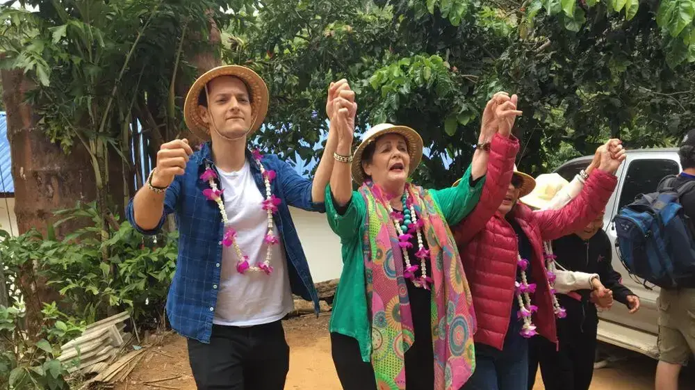 אף פעם לא מאוחר אף פעם לא מאוחר
