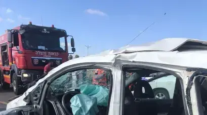 אחד הרכבים שנפגע בתאונת הדרכים בשעל, רמת הגולן, 31 ביולי 2018 אחד הרכבים שנפגע בתאונת הדרכים בשעל, רמת הגולן, 31 ביולי 2018