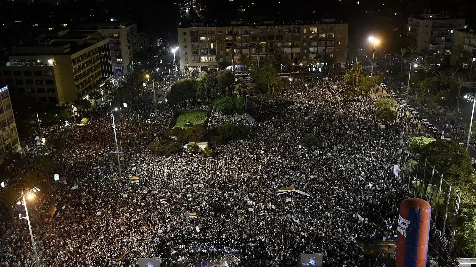 עצרת הזדהות עם העדה הדרוזית בכיכר רבין 4 באוגוסט 2018 עצרת הזדהות עם העדה הדרוזית בכיכר רבין 4 באוגוסט 2018