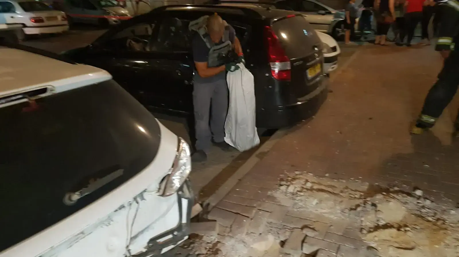 נזק שנגרם כתוצאה מירי הרקטות לשדרות, 8 באוגוסט 2018 נזק שנגרם כתוצאה מירי הרקטות לשדרות, 8 באוגוסט 2018