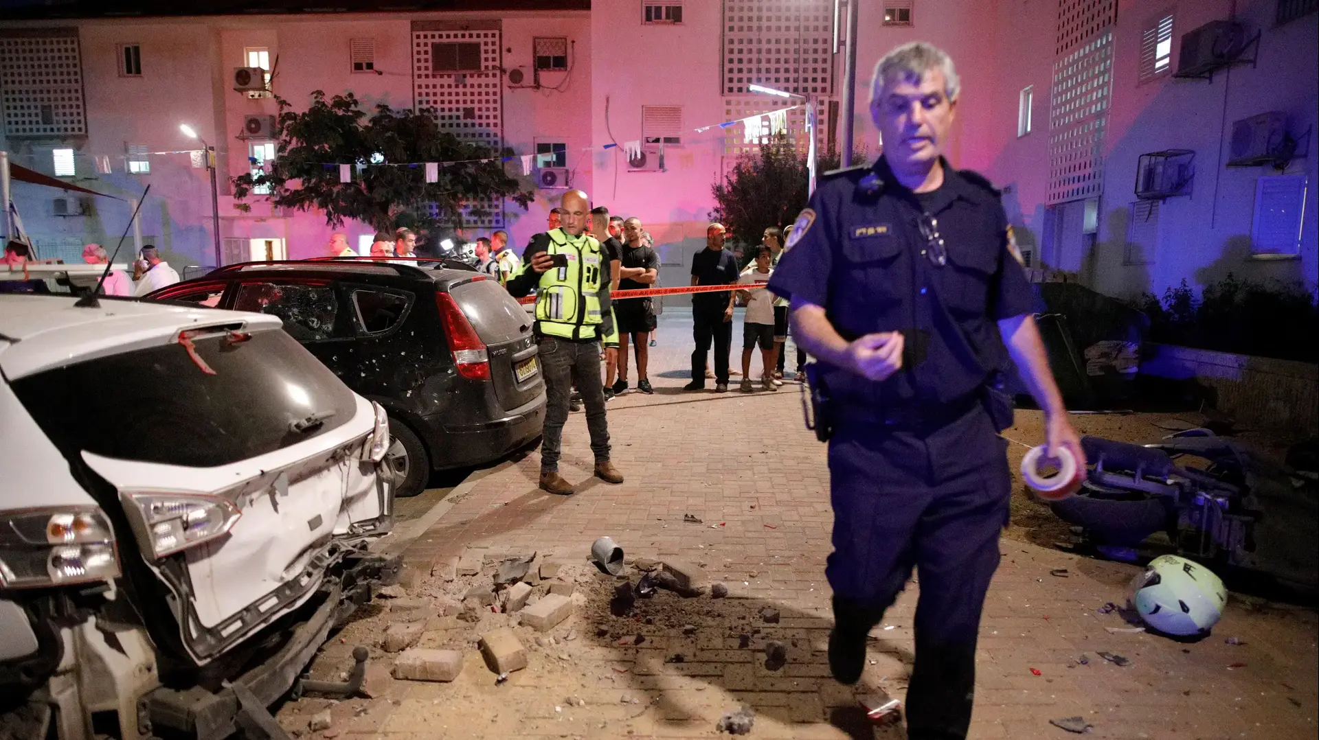 נזקי רקטות שהתפוצצות בשדרות, 8 באוגוסט 2018 נזקי רקטות שהתפוצצות בשדרות, 8 באוגוסט 2018