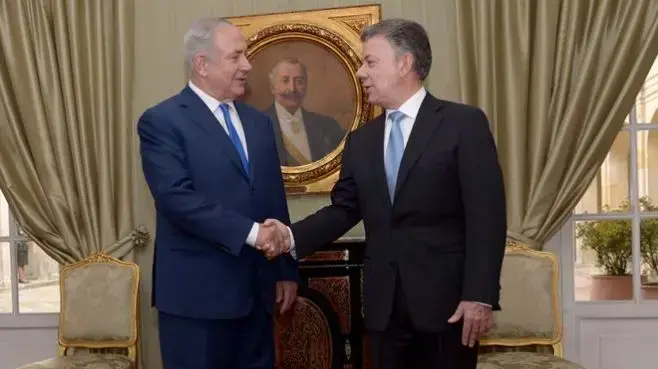 ראש הממלה, בנימין נתניהו ונשיא קולומביה חואן מנואל סנטוס במהלך פגישתם בבירת המדינה, בוגוטה. 14 ספטמבר 2017 
