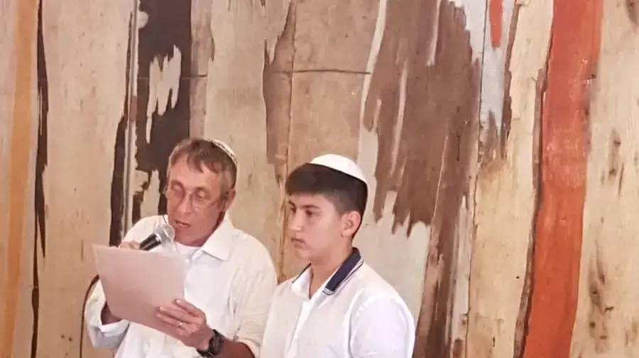 חגיגת בר מצווה של אוהד משי בצל ירי הקאסמים חגיגת בר מצווה של אוהד משי בצל ירי הקאסמים