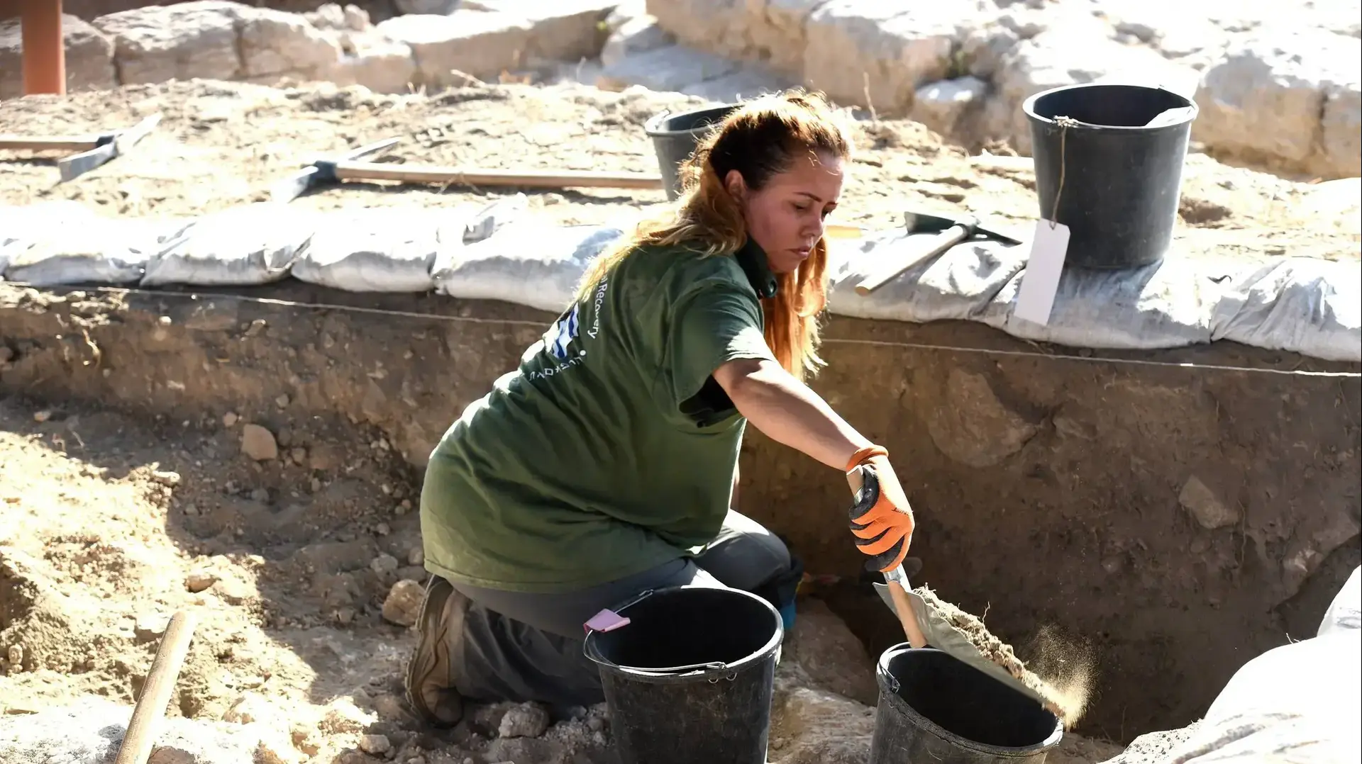 אילנור מילשטיין בפרויקט חפירות, ארכאולוגיה שיקומית בשיתוף נכי צה"ל וצבא ארה"ב, בית שערים 15 באוגוסט 2018 אילנור מילשטיין בפרויקט חפירות, ארכאולוגיה שיקומית בשיתוף נכי צה"ל וצבא ארה"ב, בית שערים 15 באוגוסט 2018