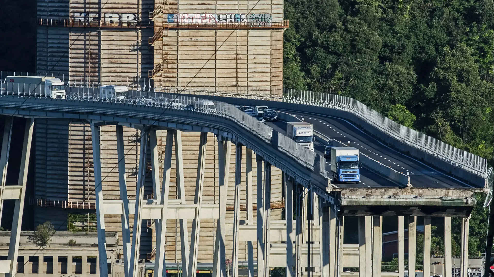 התמוטטות הכביש המהיר באיטליה, 15 באוגוסט 2018