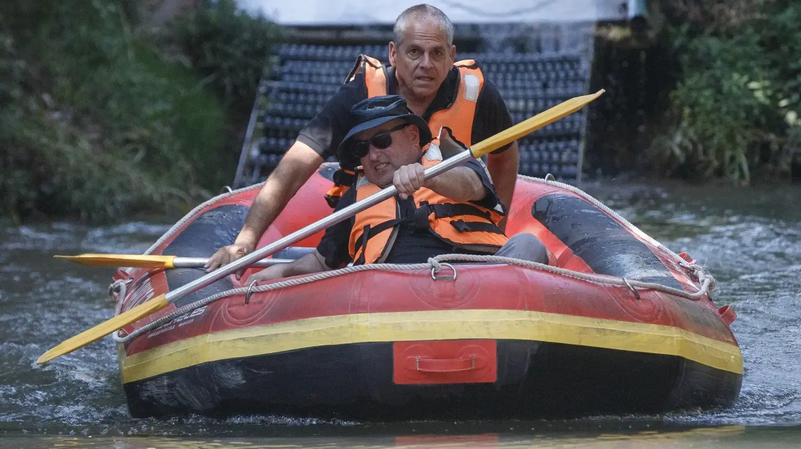 המשנה למנכ"ל משרד הבריאות פרופ' איתמר גרוטו בנחלי דרום רמת הגולן לאחר בהלת העכברת המשנה למנכ"ל משרד הבריאות פרופ' איתמר גרוטו בנחלי דרום רמת הגולן לאחר בהלת העכברת