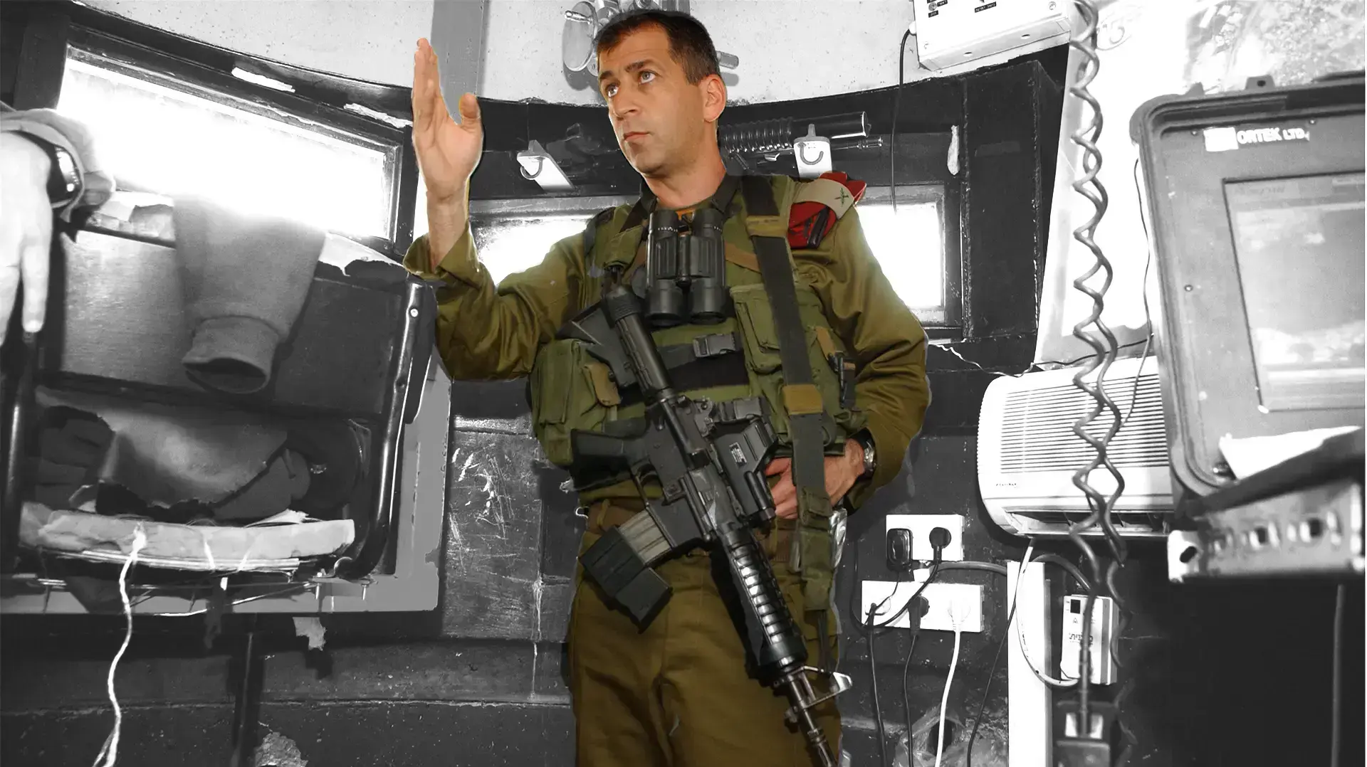 אלוף אביב כוכבי, גוש קטיף. אפריל 2005 אלוף אביב כוכבי, גוש קטיף. אפריל 2005