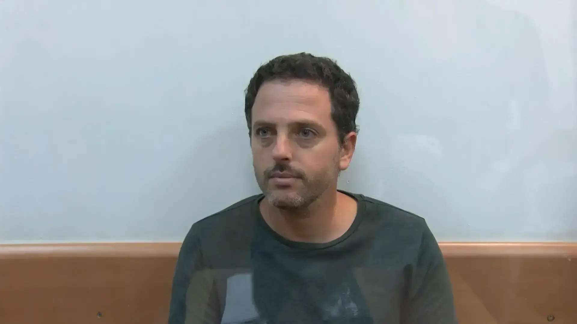 בנו ריינהורן, מאמן הכדוריד החשוד בפדופיליה הובא לדיון בהארכת מעצרו