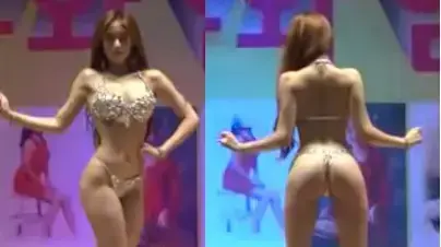 ריקוד בביקיני מול חיילים דרום קוריאנים