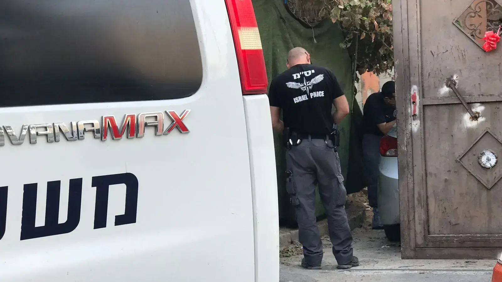 זירת הרצח של תושב ג'סר א-זרקא בן 33 רדאד פייסל רדאד, 31 באוגוסט 2018 זירת הרצח של תושב ג'סר א-זרקא בן 33 רדאד פייסל רדאד, 31 באוגוסט 2018