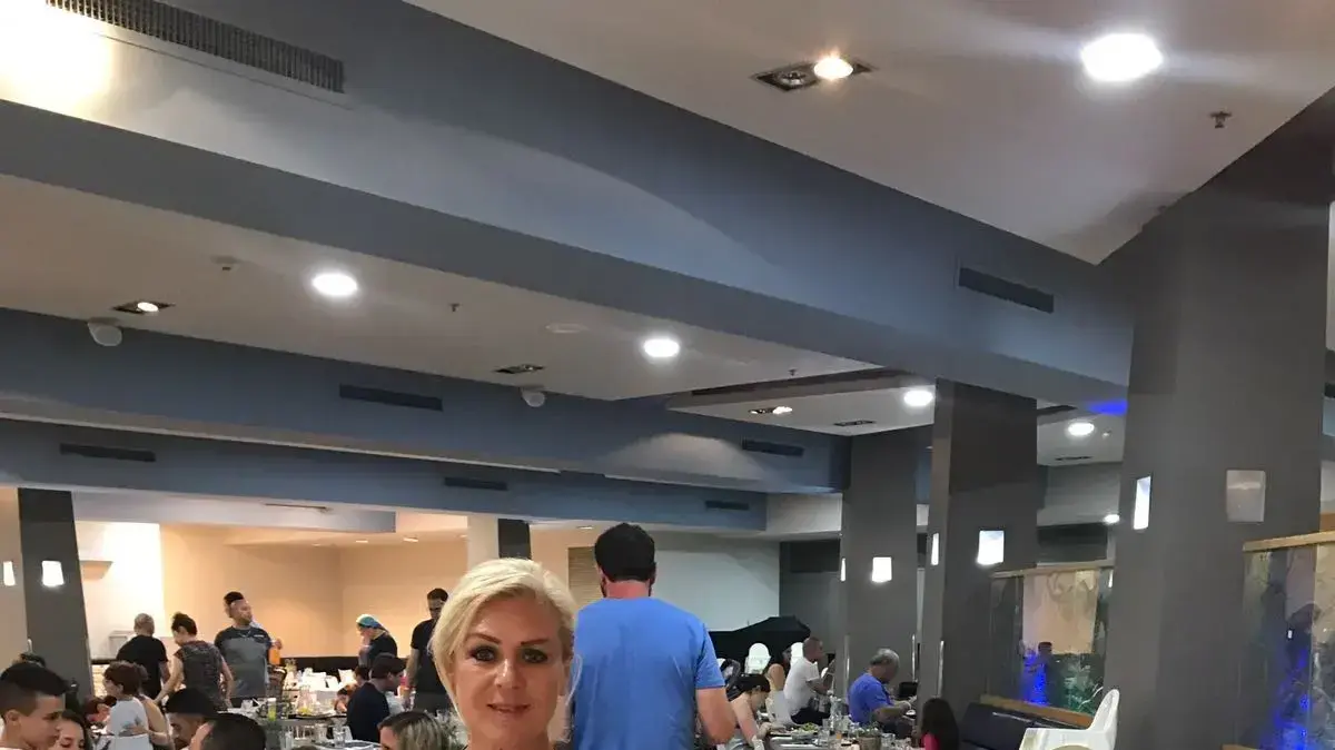 אירן לוי מלכה ובנה יובל שנפגע בפרשת רמדיה, 5 בספטמבר 2018 אירן לוי מלכה ובנה יובל שנפגע בפרשת רמדיה, 5 בספטמבר 2018