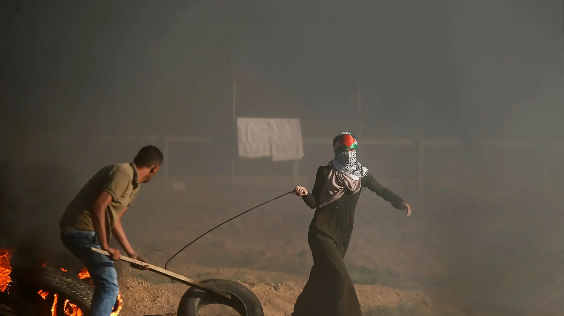 פלסטינים מפגינים בגבול רצועת עזה 14 ספטמבר 2018 פלסטינים מפגינים בגבול רצועת עזה 14 ספטמבר 2018