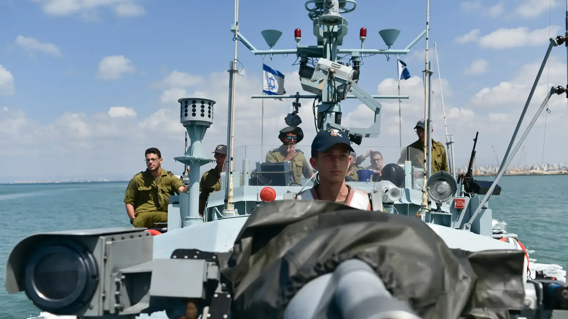 שייט בספינת דבור מחיפה לגבול לבנון, 13 בספטמבר 2018 שייט בספינת דבור מחיפה לגבול לבנון, 13 בספטמבר 2018