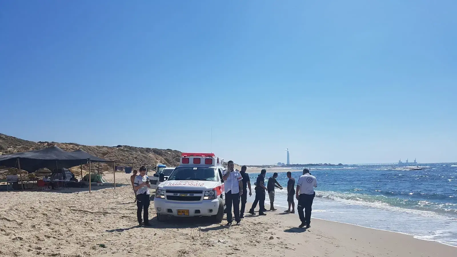 סריקות אחר אישה נעדרת בחוף הים בקיסריה 21 בספטמבר 2018 סריקות אחר אישה נעדרת בחוף הים בקיסריה 21 בספטמבר 2018
