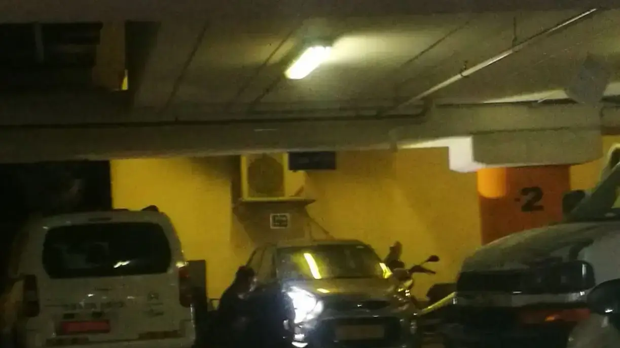 חוקרי משטרת ת"א ביצעו בדיקות מעבדה למכונית הקאיה של הכדורגלן יצחק אספה חוקרי משטרת ת"א ביצעו בדיקות מעבדה למכונית הקאיה של הכדורגלן יצחק אספה
