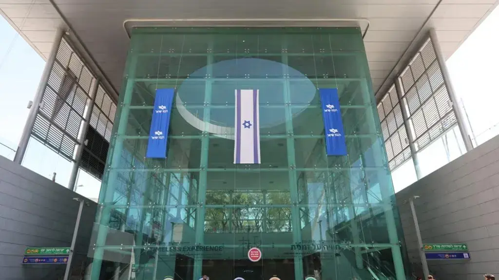 היום הראשון ברכבת המהירה היום הראשון ברכבת המהירה