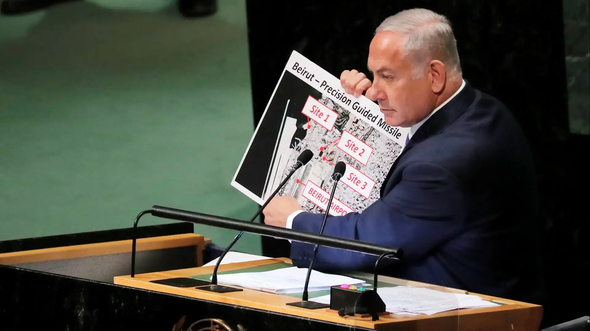 ראש הממשלה, בנימין נתניהו חושף מפה של מתקן אטומי סודי בטהרן בעצרת הכללית של האו"ם