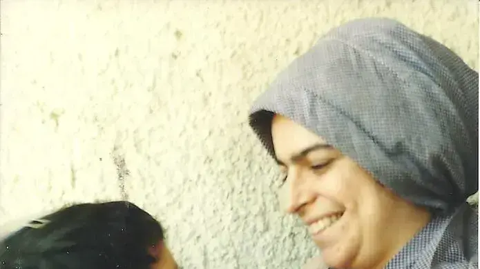 יעל טוקצינסקי אמו של הפסנתרן החרדי הצעיר וחיים טוקצינסקי בצעירתו אשר שנהרג בפגע וברח בירושלים יעל טוקצינסקי אמו של הפסנתרן החרדי הצעיר וחיים טוקצינסקי בצעירתו אשר שנהרג בפגע וברח בירושלים