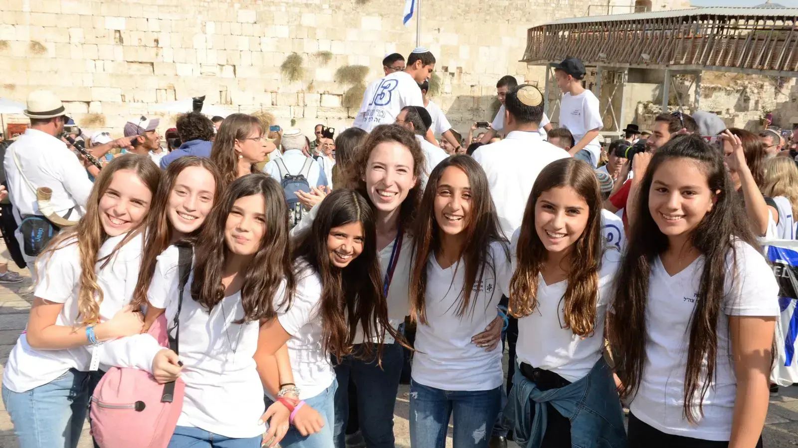 בר ובת מצווה ליתומי צה"ל בכותל בר ובת מצווה ליתומי צה"ל בכותל