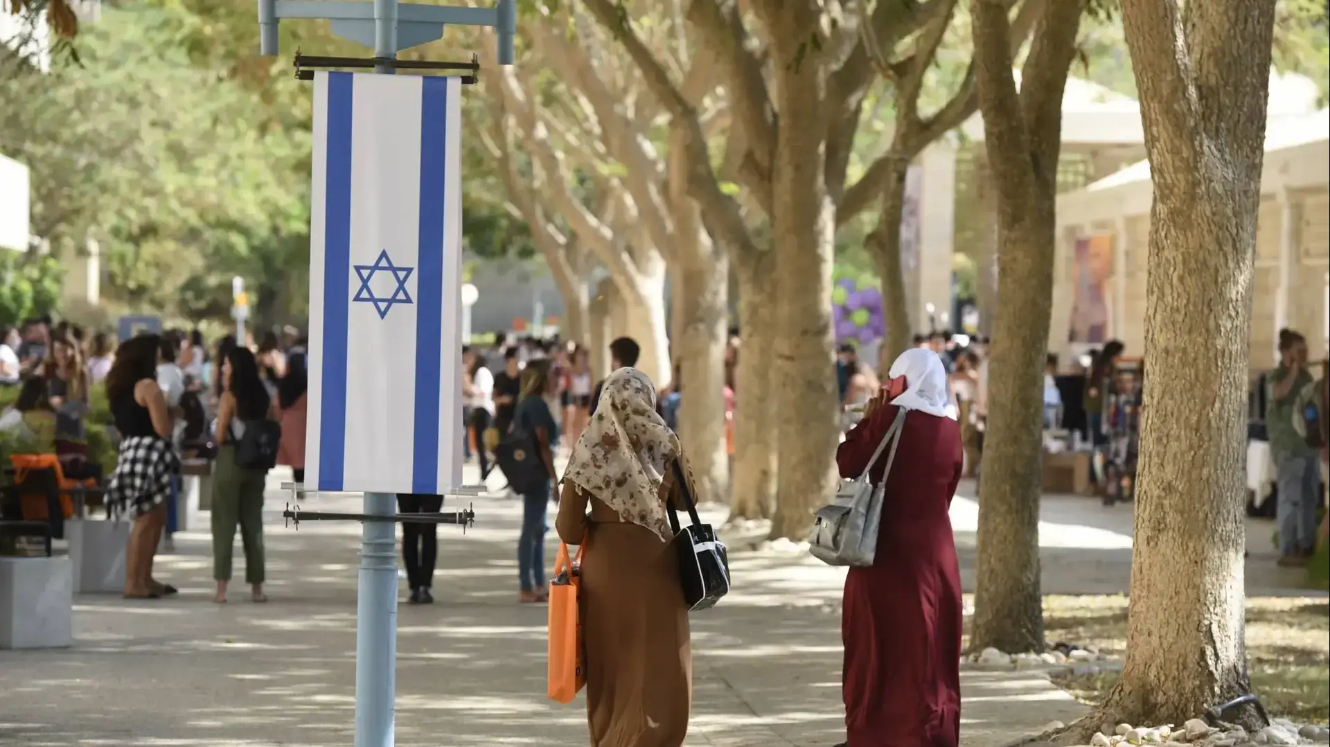 היום הראשון ללימודים באוניברסיטת בן גוריון, באר שבע, אוקטובר 2018 היום הראשון ללימודים באוניברסיטת בן גוריון, באר שבע, אוקטובר 2018