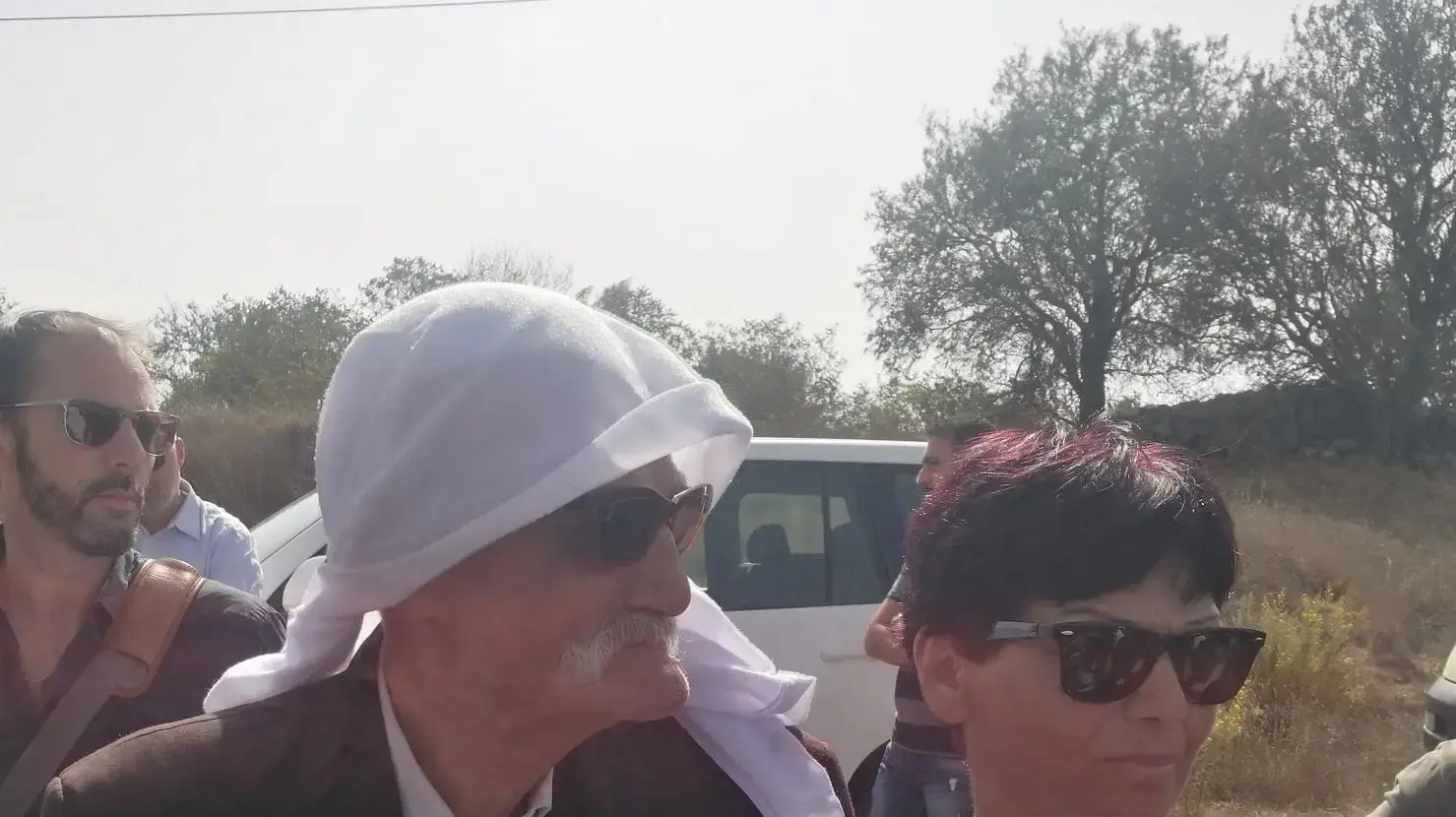 מעבר קוניטרה. מספר תושבים דרוזים מהגולן באו לצפות באירוע הפתיחה מעבר קוניטרה. מספר תושבים דרוזים מהגולן באו לצפות באירוע הפתיחה