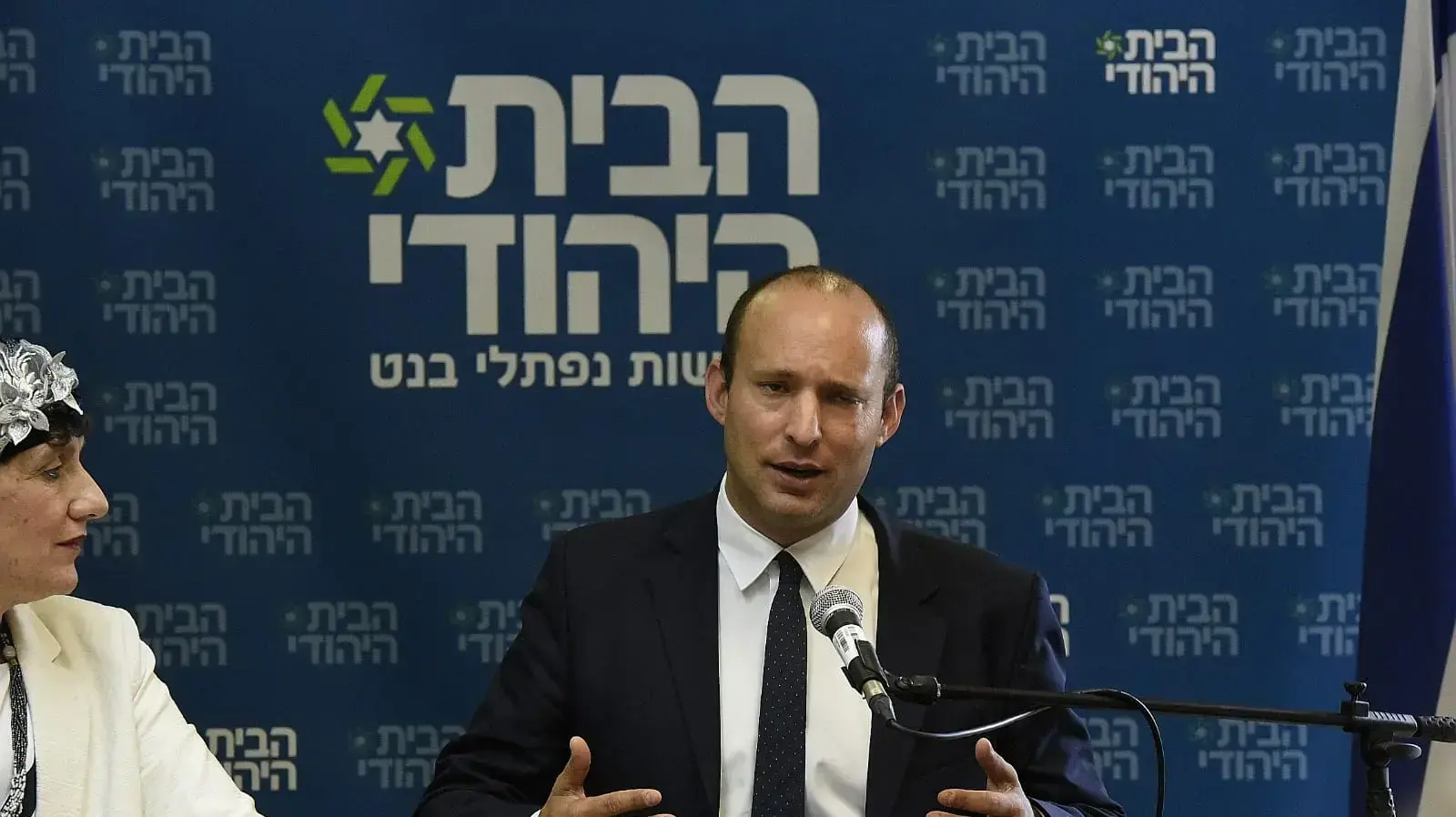 שר החינוך, נפתלי בנט במהלך ישיבת סייעת הבית היהודי 15 באוקטבור 2018 שר החינוך, נפתלי בנט במהלך ישיבת סייעת הבית היהודי 15 באוקטבור 2018