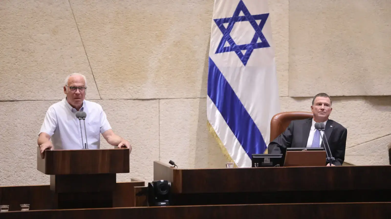 אורי אריאל בישיבה מיוחדת של הכנסת לזכרו של רחבעם זאבי (גנדי) בכנסת ישראל, ירושלים אורי אריאל בישיבה מיוחדת של הכנסת לזכרו של רחבעם זאבי (גנדי) בכנסת ישראל, ירושלים