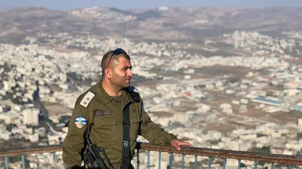 סגן אלוף בהג'ת מרעי, מפקד התיאום והקישור בשכם של המנהל האזרחי סגן אלוף בהג'ת מרעי, מפקד התיאום והקישור בשכם של המנהל האזרחי