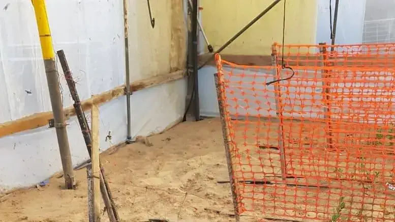 הרקטה שנפלה בלילה בחממות נתיב העשרה, 27 באוקטובר 2018 הרקטה שנפלה בלילה בחממות נתיב העשרה, 27 באוקטובר 2018