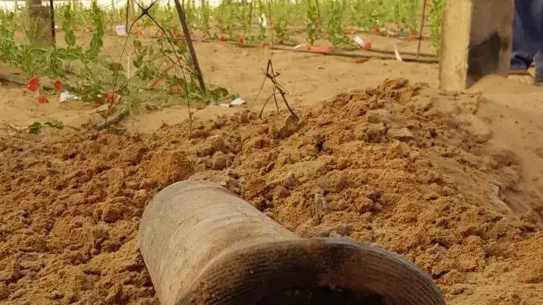 הרקטה שנפלה בלילה בחממות נתיב העשרה, 27 באוקטובר 2018 הרקטה שנפלה בלילה בחממות נתיב העשרה, 27 באוקטובר 2018