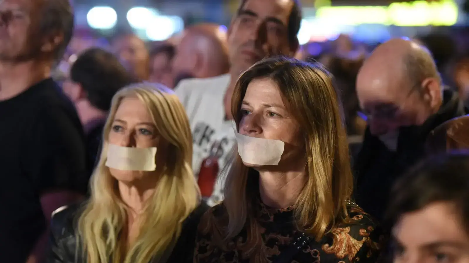 הפגנה חוק הנאמנות שרת התרבות מירי רגב תל אביב סינמטק הפגנה חוק הנאמנות שרת התרבות מירי רגב תל אביב סינמטק