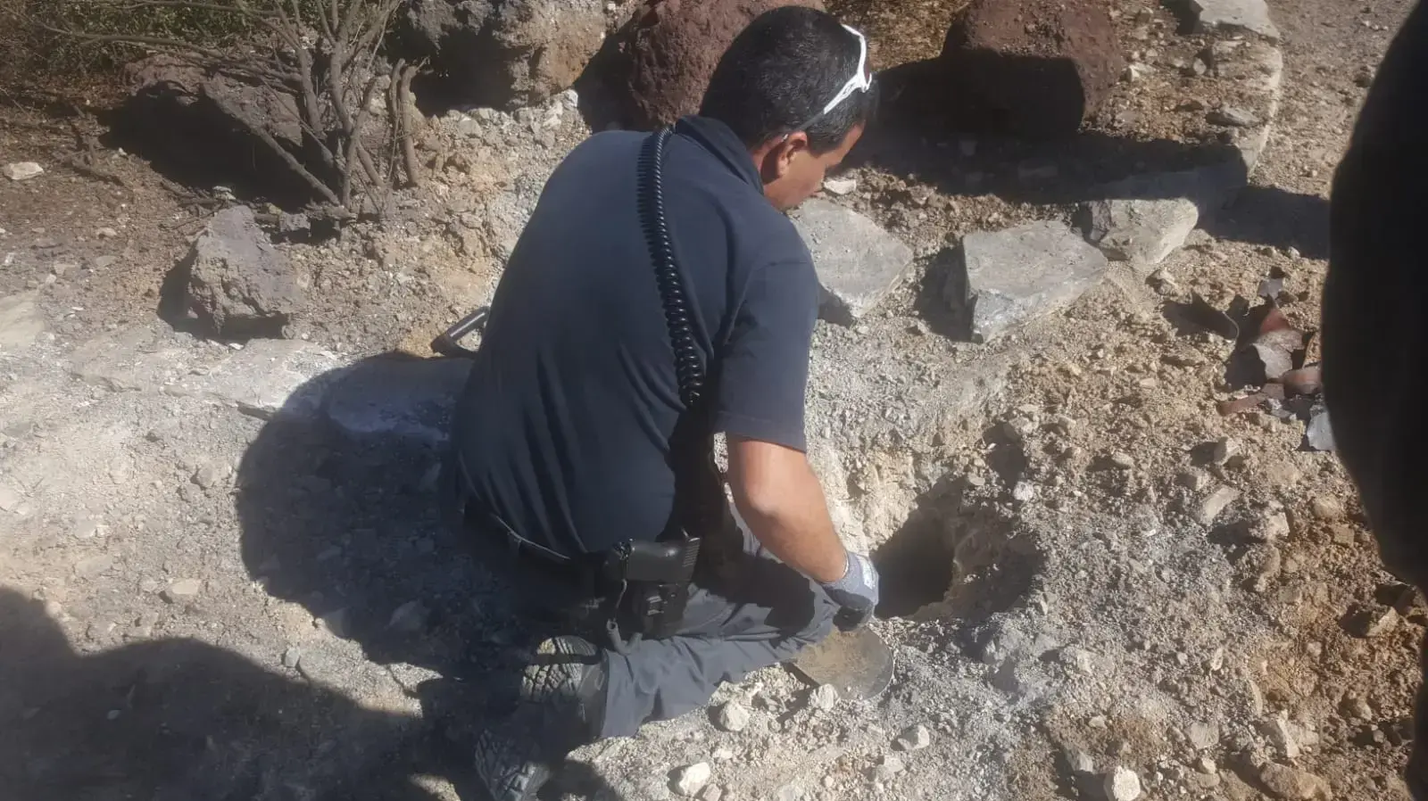 רקטת קאסם בשטח בית הספר תיכון בשער הנגב
רקטת קאסם בשטח בית הספר תיכון בשער הנגב