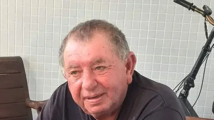 בני גרינברג ז"ל מנהל העבודה שנהרג אמש בתאונת העבודה באתר של הרכבת הקלה בת"א.
בני גרינברג ז"ל מנהל העבודה שנהרג אמש בתאונת העבודה באתר של הרכבת הקלה בת"א.
