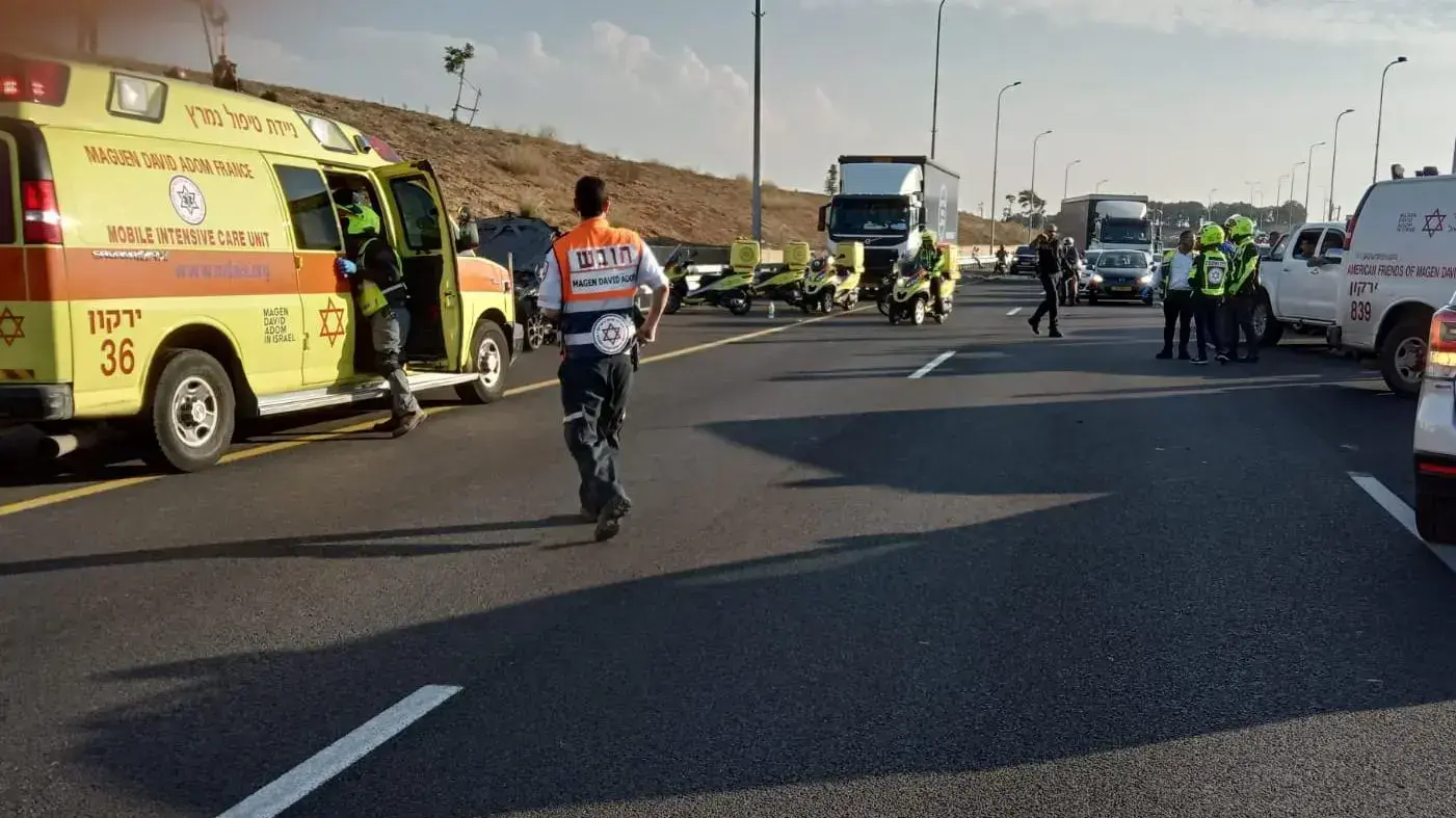זירת פיצוץ הרכב בכביש החוף 7 בנובמר 2018  