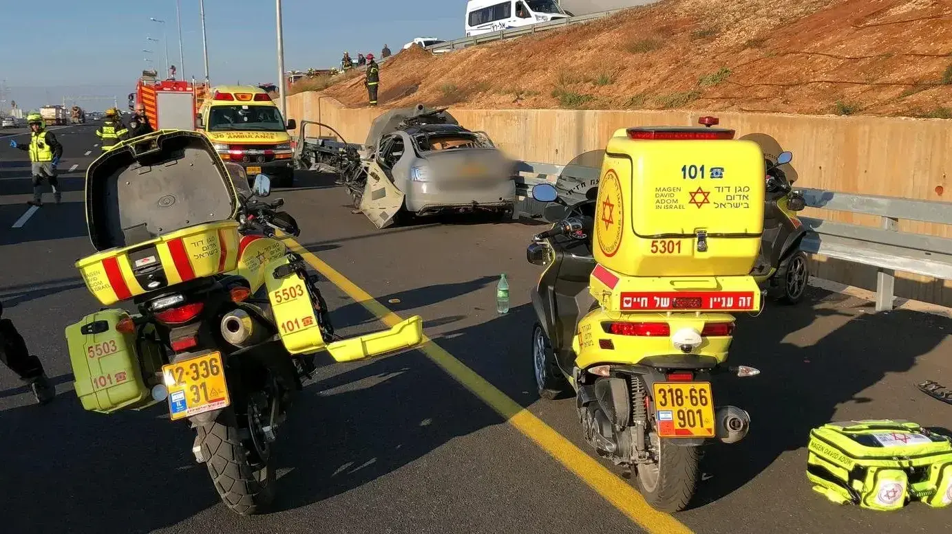 זירת פיצוץ הרכב בכביש החוף 7 בנובמר 2018  