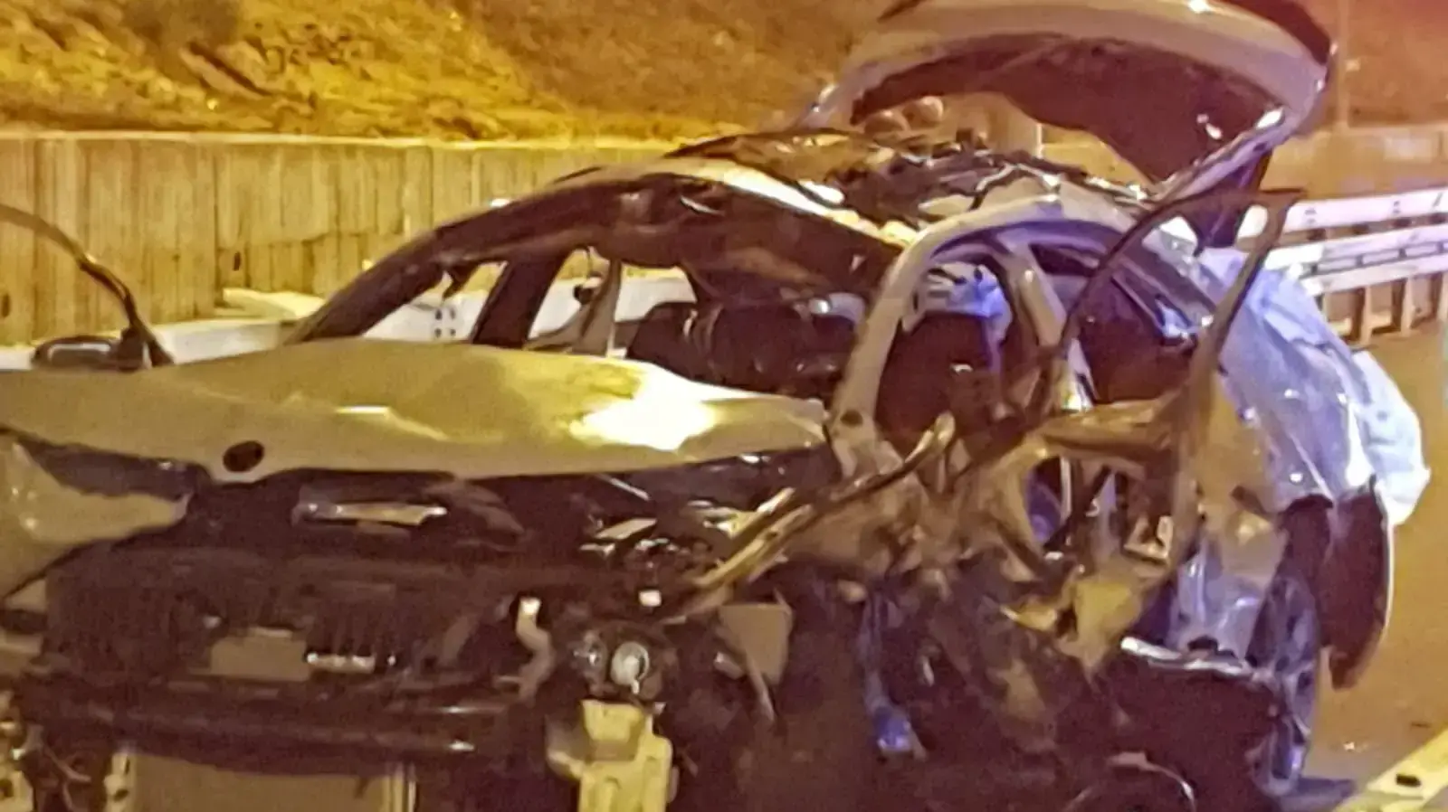 זירת פיצוץ הרכב בכביש החוף 7 בנובמר 2018  
הרכב שפוצץ 