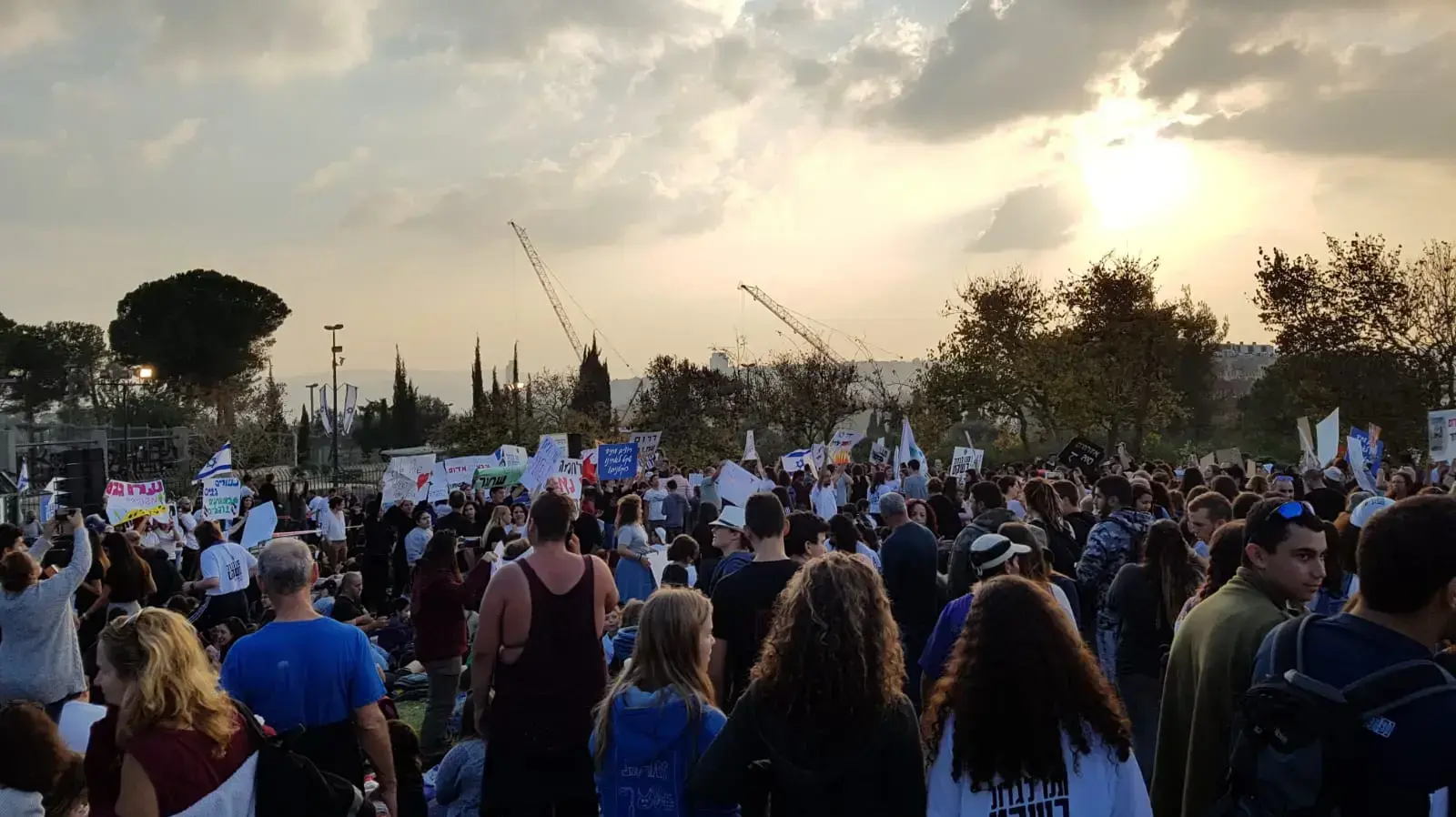 תלמידי עוטף עזה בצעדת המחאה 8 בנובמבר 2018 תלמידי עוטף עזה בצעדת המחאה 8 בנובמבר 2018