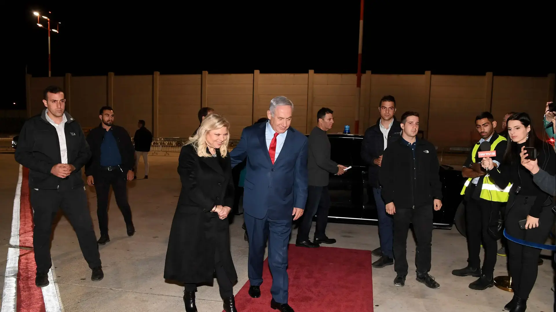 ראש הממשלה בנימין נתניהו בדרכו לפריז לציון 100 שנים לסיום מלחמת העולם הראשונה ראש הממשלה בנימין נתניהו בדרכו לפריז לציון 100 שנים לסיום מלחמת העולם הראשונה