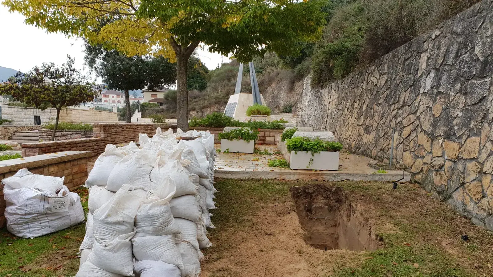 החלקה בה יקבר הקצין שנהרג בתקרית בעזה 12 בנובמר 2018 החלקה בה יקבר הקצין שנהרג בתקרית בעזה 12 בנובמר 2018