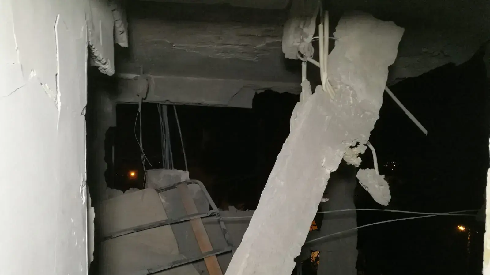 הבניין שנפגע באשקלון וגבה הרוג ושלושה פצועים, 13.11 הבניין שנפגע באשקלון וגבה הרוג ושלושה פצועים, 13.11