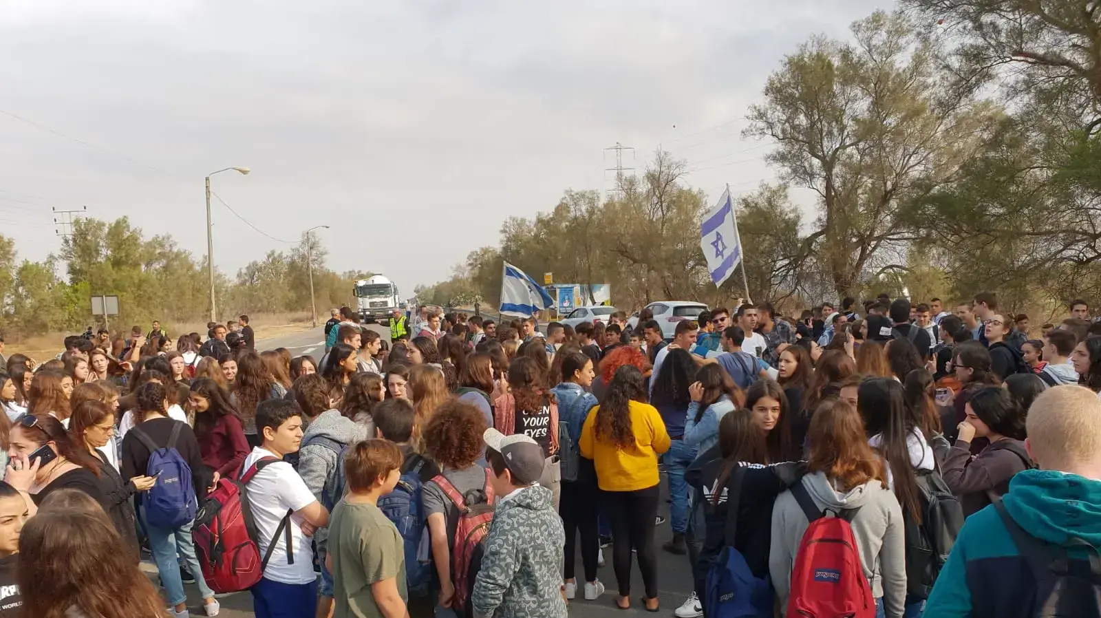 הפגנת תושבי הדרום בצומת מגן הפגנת תושבי הדרום בצומת מגן