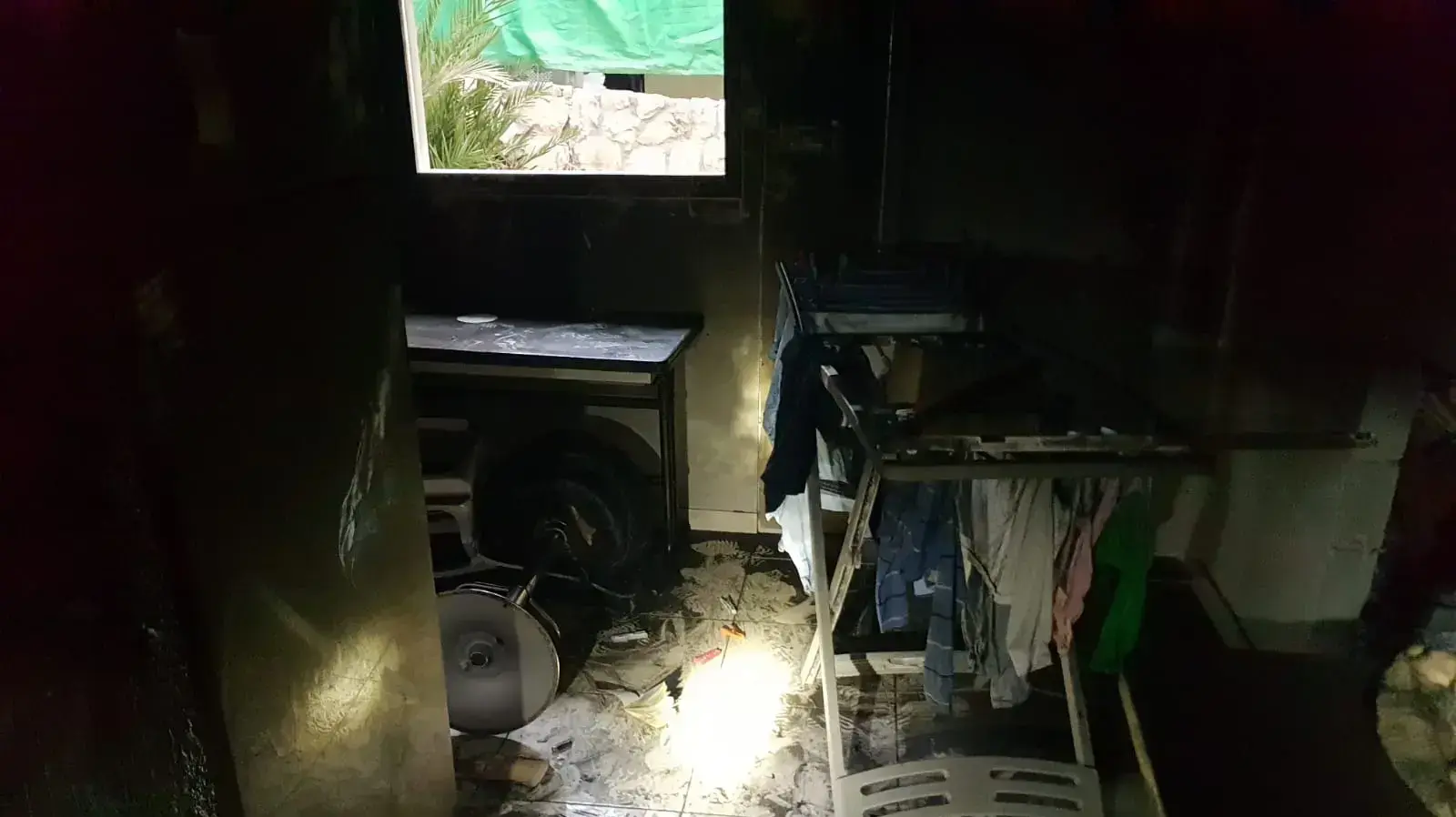 שריפה פרצה בדירה בבנין מגורים בבית שמש שריפה פרצה בדירה בבנין מגורים בבית שמש
