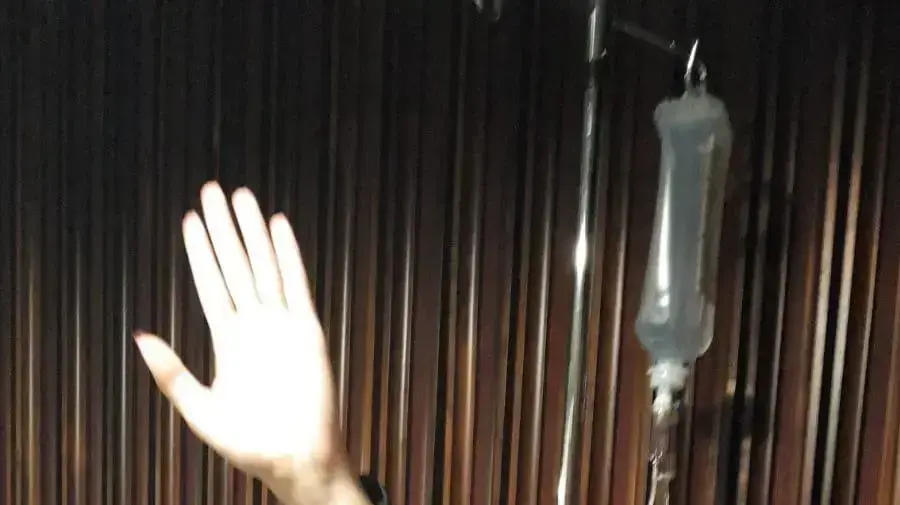 שרו השכל מצביעה עם הקואליציה מחוברת לאינפוזיה שרו השכל מצביעה עם הקואליציה מחוברת לאינפוזיה