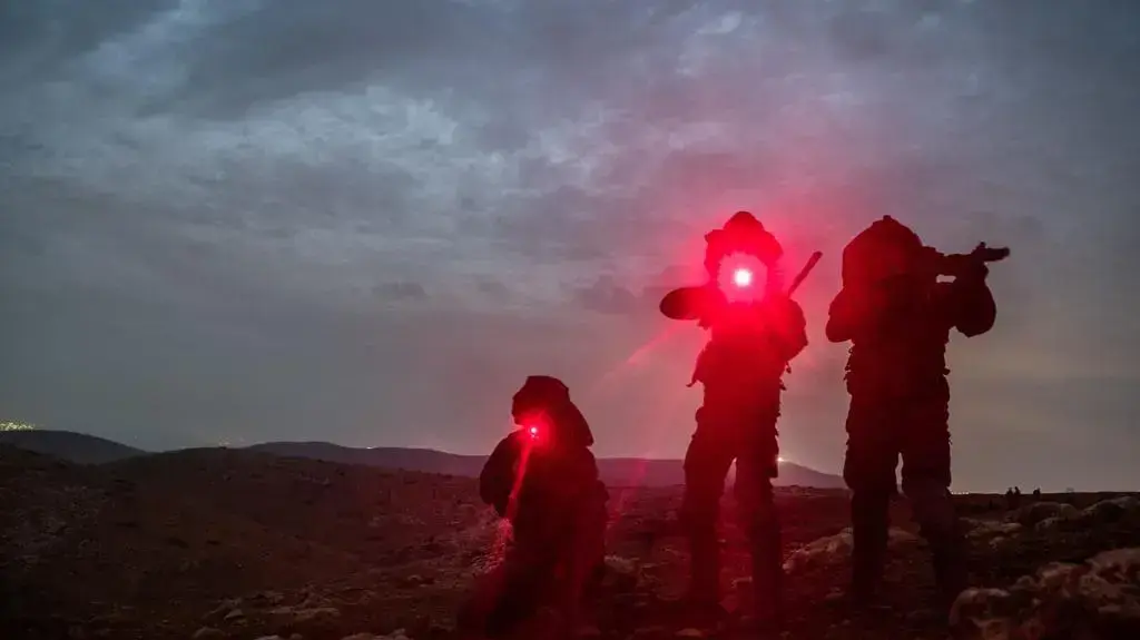 עוצבת הקומנדו מתאמנת לשיפור כשירותה למלחמה בתרגיל נרחב המתרגל פעולה נגד אויב בשתי זירות לחימה, נובמבר 2018 עוצבת הקומנדו מתאמנת לשיפור כשירותה למלחמה בתרגיל נרחב המתרגל פעולה נגד אויב בשתי זירות לחימה, נובמבר 2018