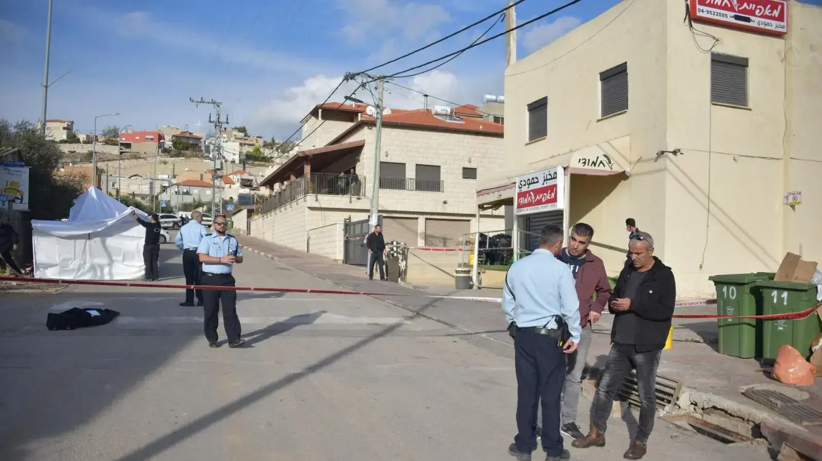 זירת מציאת הגופה של יארה איוב בג'ש, גוש חלב. נובמבר 2018 זירת מציאת הגופה של יארה איוב בג'ש, גוש חלב. נובמבר 2018