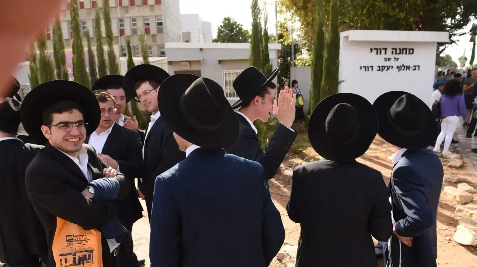תלמידי ישיבות באים לקבל פטור, לשכת הגיוס תל השומר, 28 בנובמבר 2018