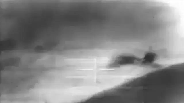 צילומי מסך מסרטון תיעוד מכונאים מוטסים צילומי מסך מסרטון תיעוד מכונאים מוטסים