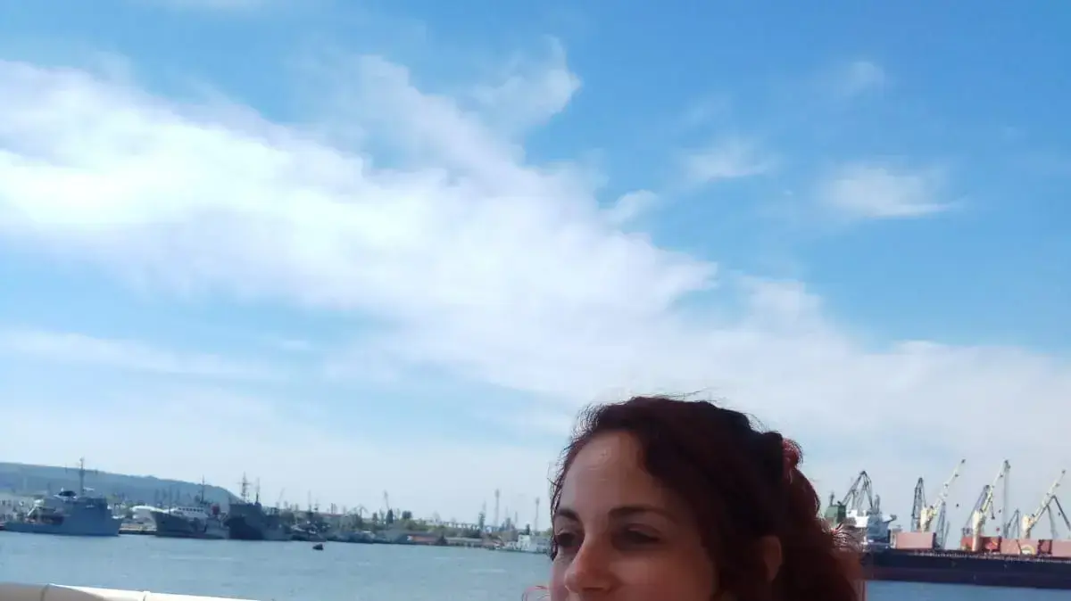 נגה יצחק הנעדרת מת"א נגה יצחק הנעדרת מת"א