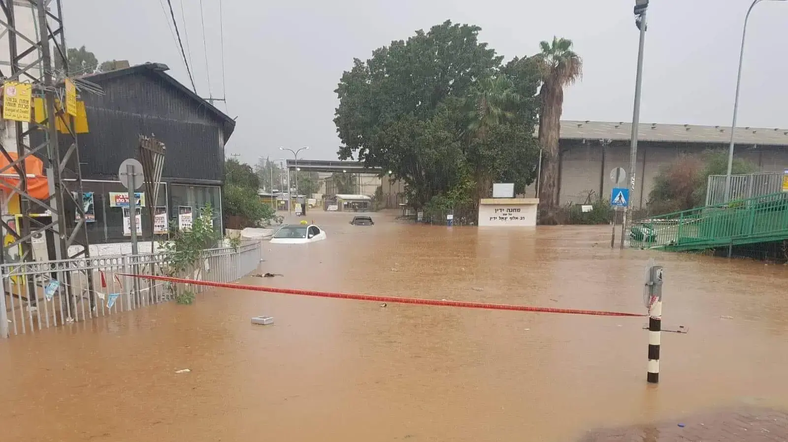 הצפה, מחנה צריפין, מזג אוויר 7 דצמבר 2018 הצפה, מחנה צריפין, מזג אוויר 7 דצמבר 2018