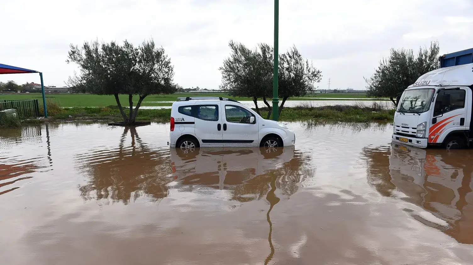 הצפות במושב אחיעזר 7 בדצמבר 2018 הצפות במושב אחיעזר 7 בדצמבר 2018
